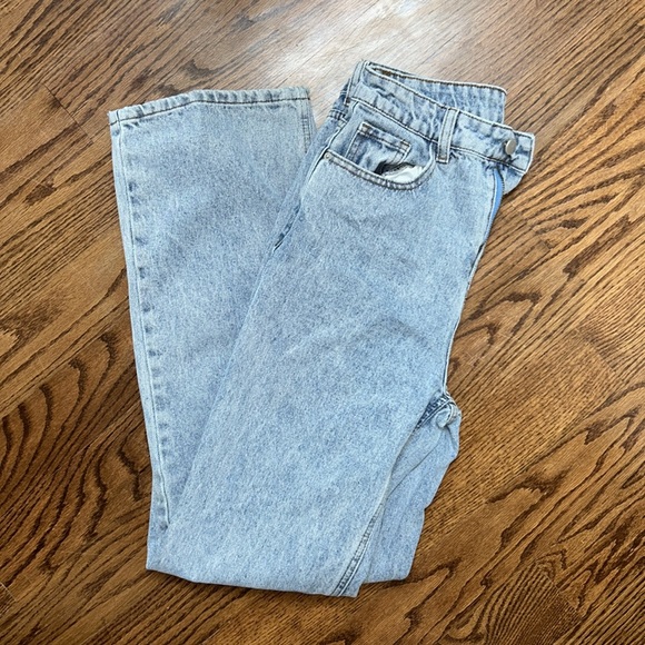 Light Blue Wide Leg Jeans - Picture 4 of 4